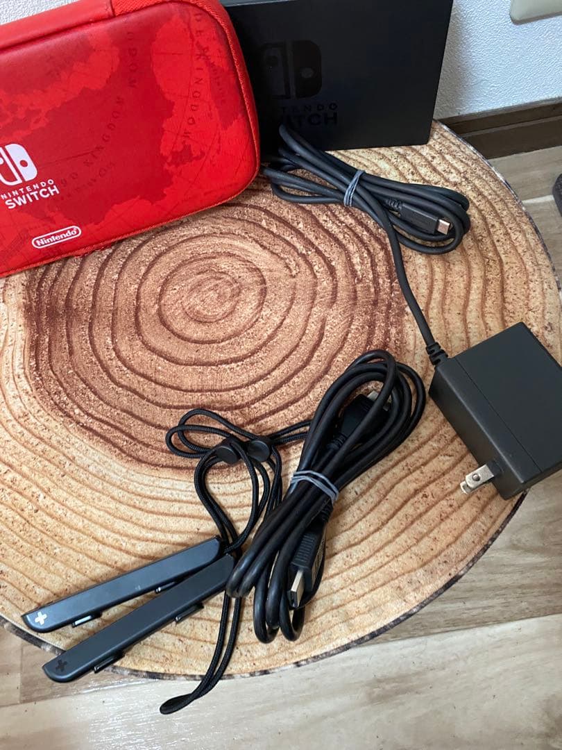 Nintendo Switch ニンテンドースイッチ本体　PPL/RED箱無し