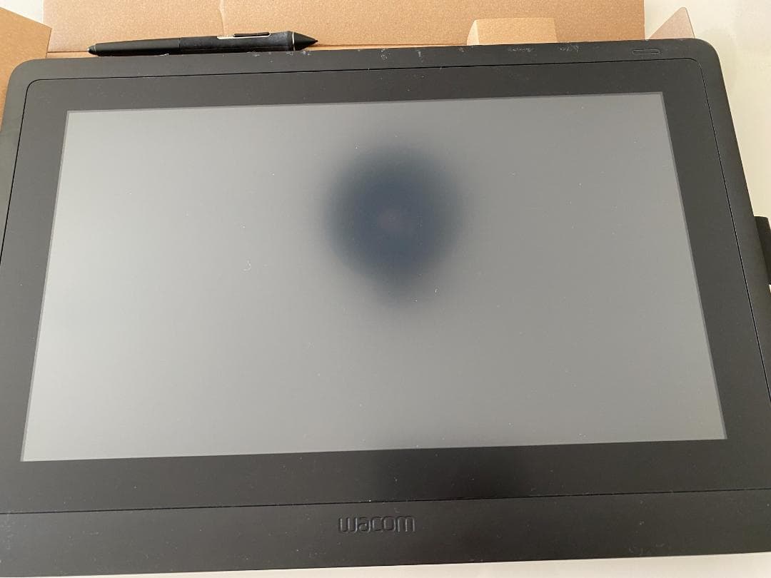 Wacom Cintiq 16 FHD ブラック　液晶ペンタブレット