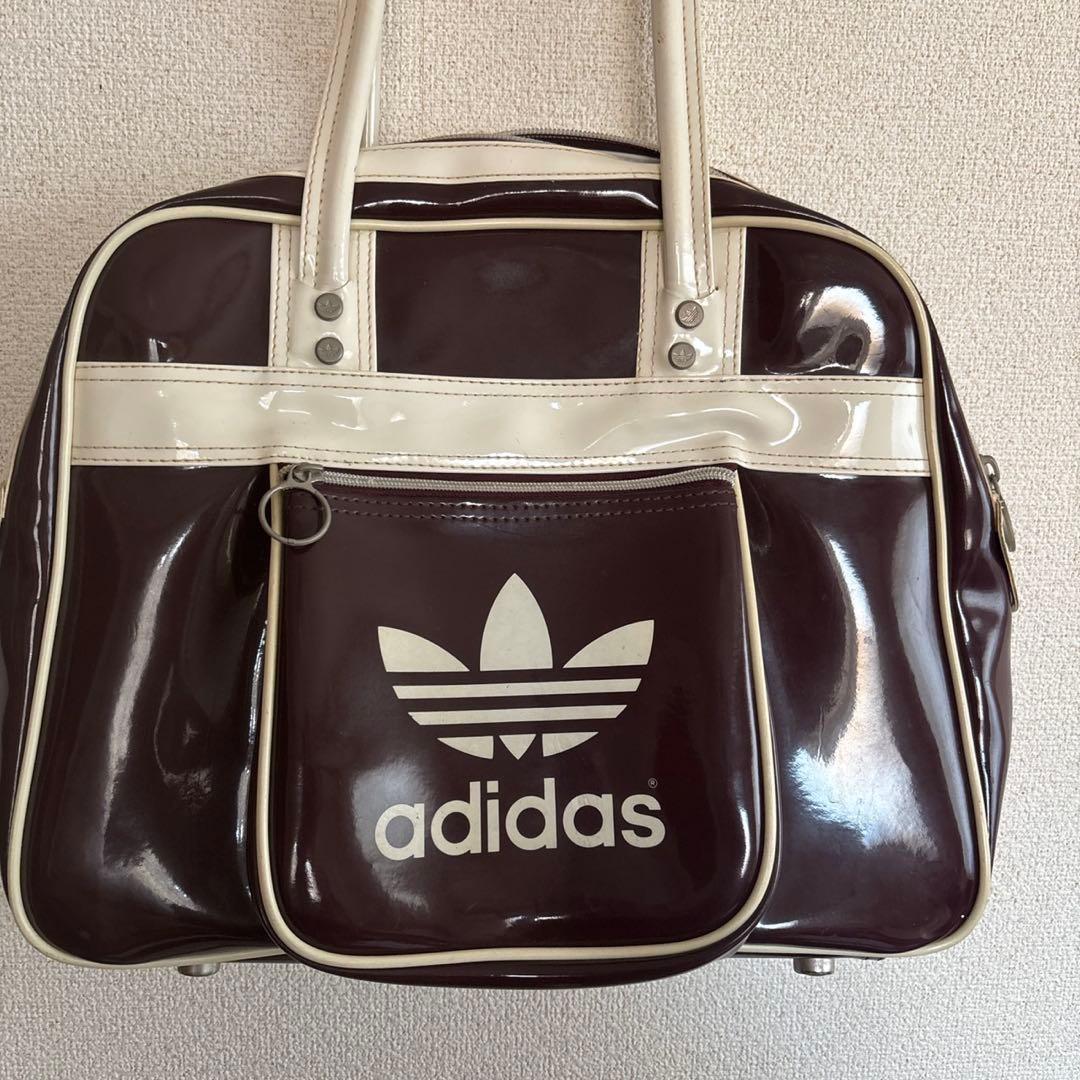ヴィンテージ　90s adidas エナメル　ボストンバッグ