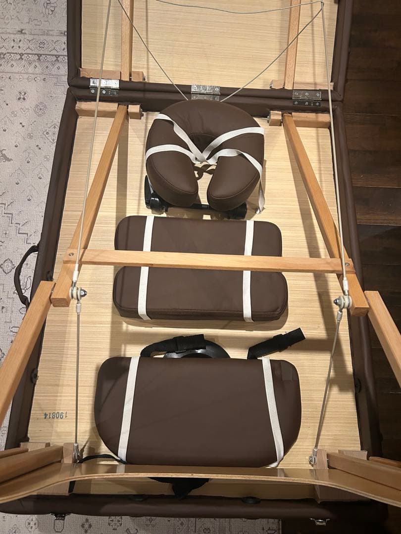 高級✨低反発✨折りたたみ　エステベッド