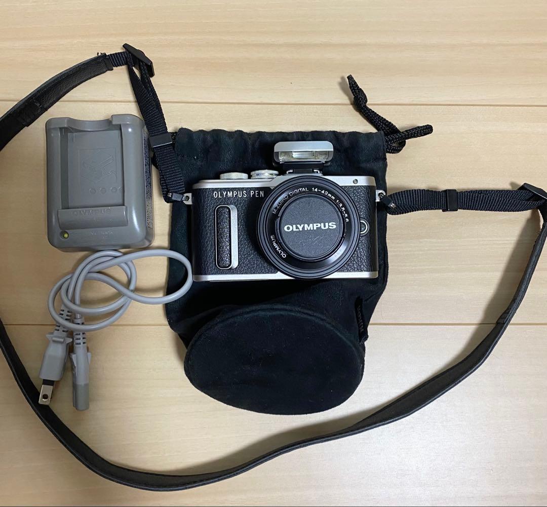 【シャッター少】OLYMPUS PEN E-PL8 ブラック14-42mmレンズ