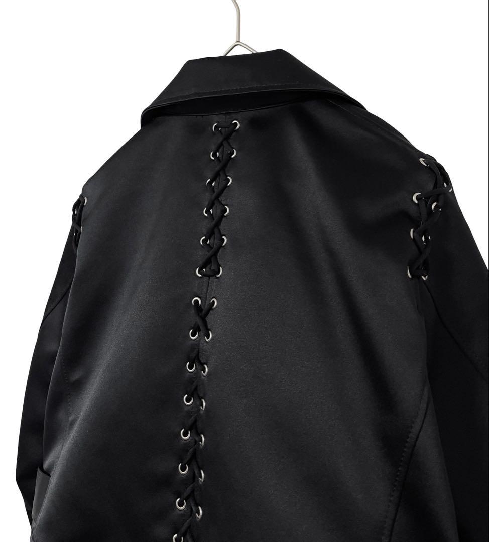ノワールケイニノミヤ フリル装飾レースアップ ライダースジャケット