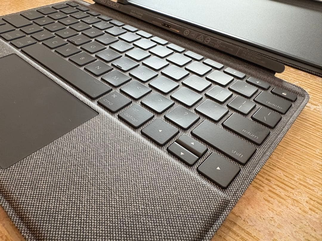 ア*ン様 ⭐️iPad 10.5インチ シルバー ペンシル&キーボード付き⭐️