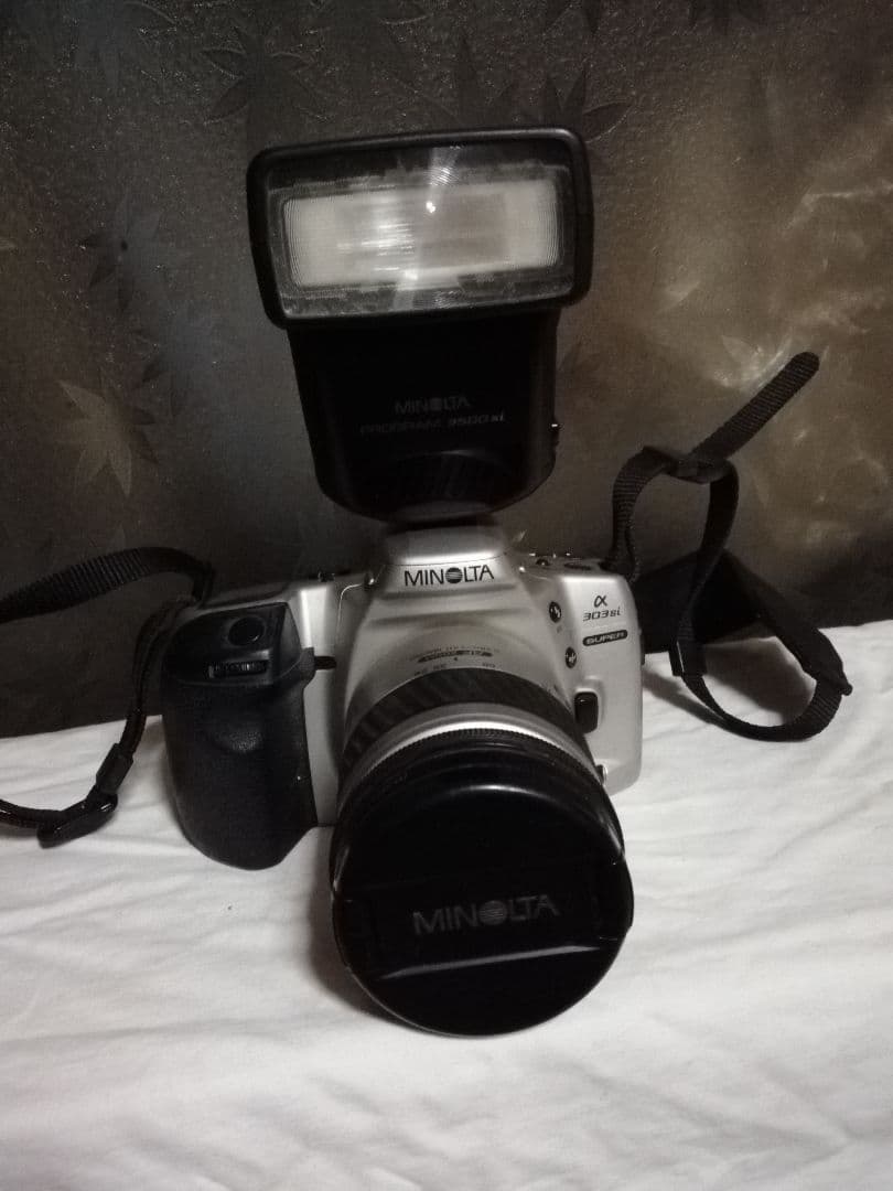 MINOLTA アルファ 303 si/ フラッシュストロボ付