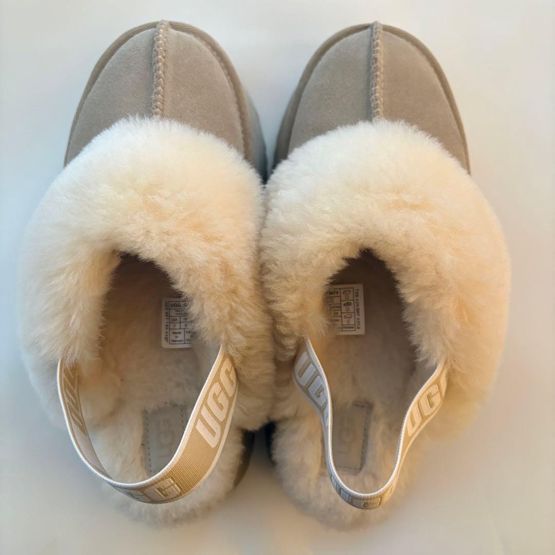 靴 UGG Funkette Mustard Seed