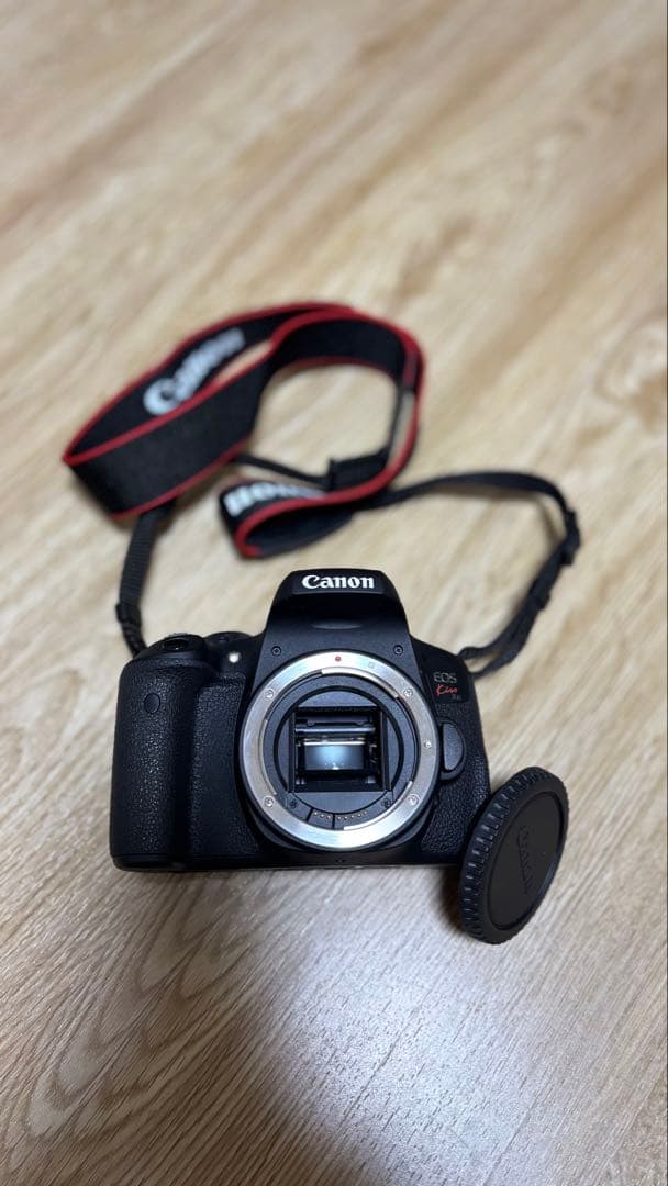 デジタルカメラ Canon EOS kiss x8i