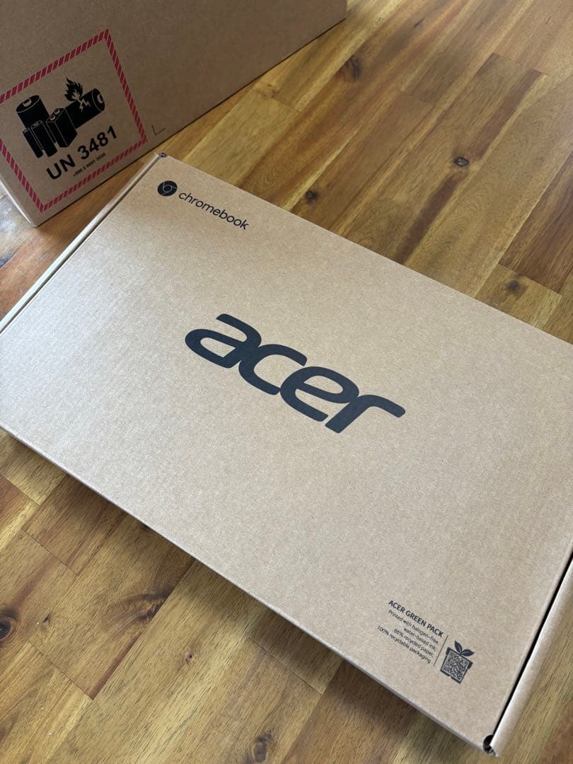 ジャンク品　Chromebook ノートパソコン　ケース付き　11.6インチ