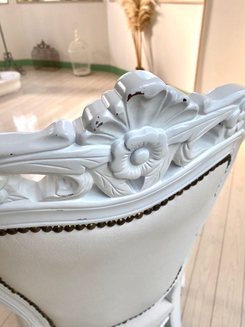 ホワイト　ダイニングクラッシック　チェア①