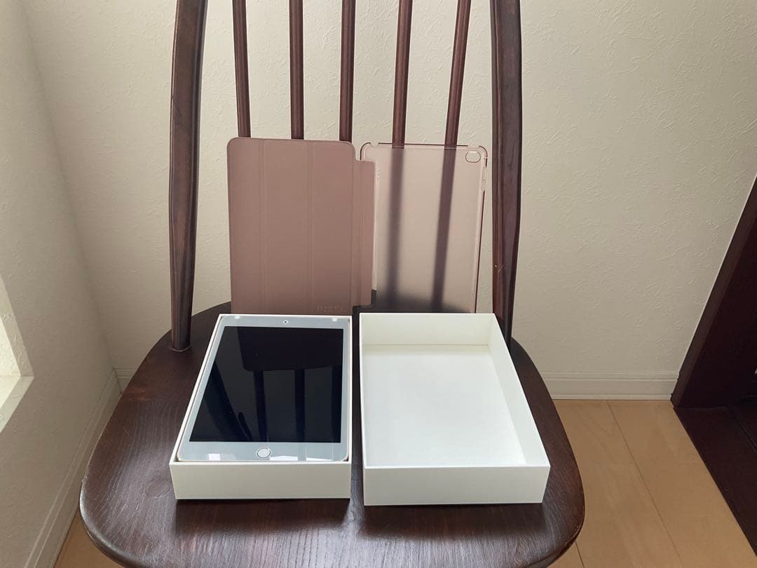 Apple iPad mini(第4世代) Wi-Fi+Cellularモデル