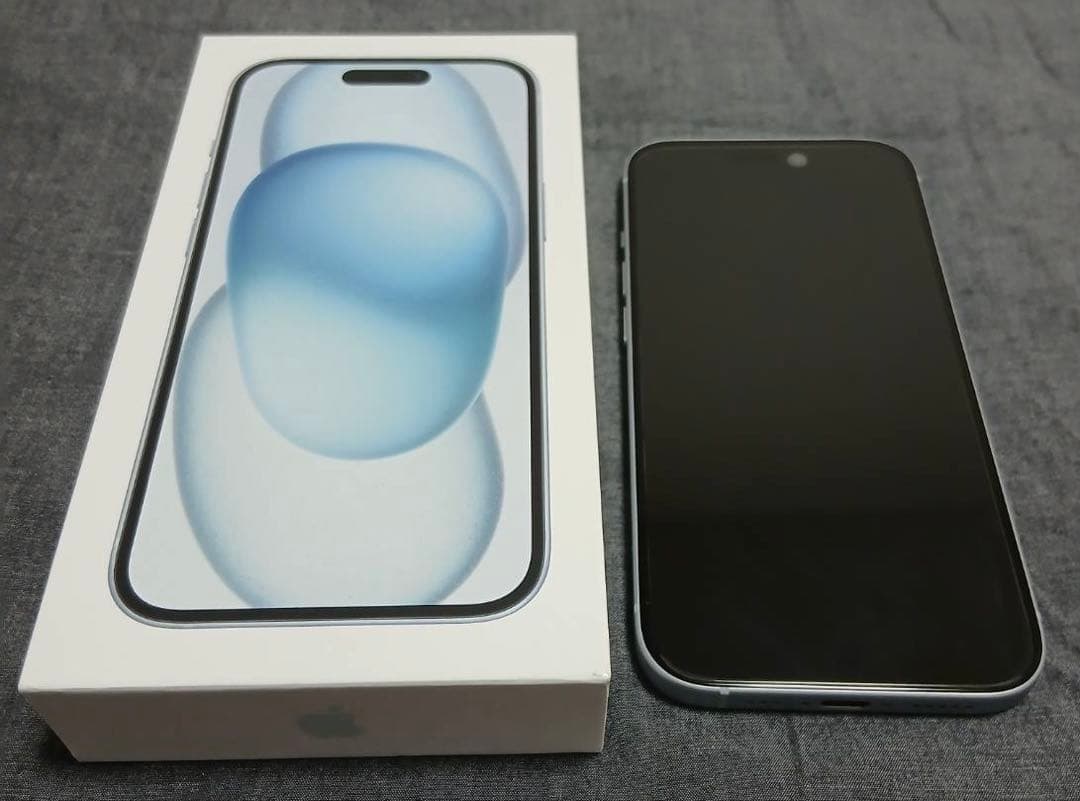 Apple iPhone 15 本体 箱付き　美品　依頼で値下げ中