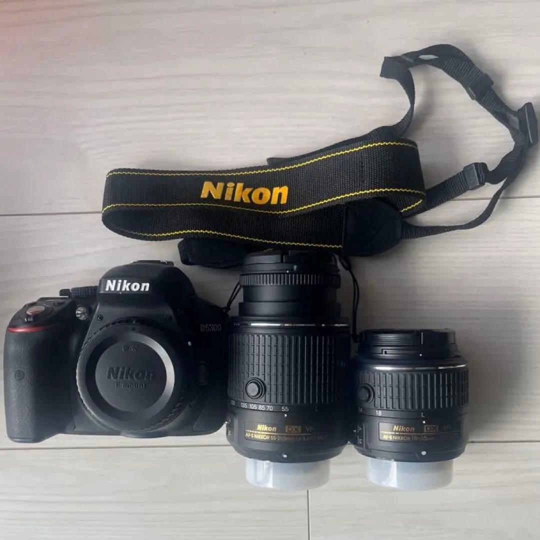 Nikon D5300 完動品　ショット数1,086枚