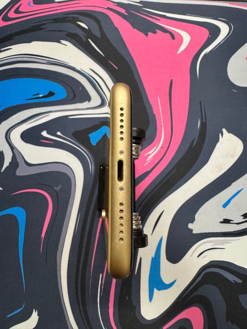 iPhone XR 128GB イエロー SIMフリー 初期化済　フィルム付