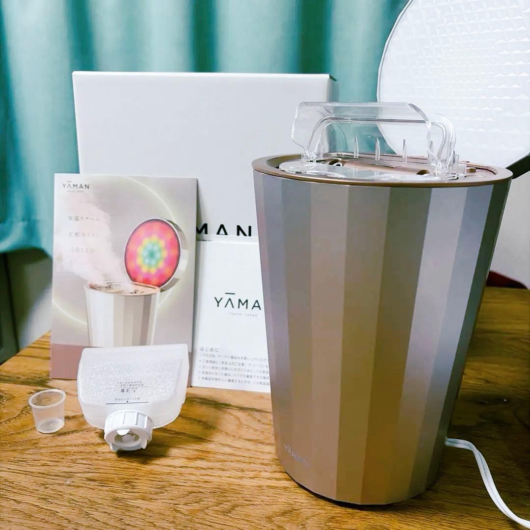 YAMAN フェイススチーマー　フォトシャイン