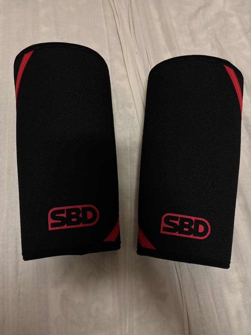 SBD リフティングスリーブ ブラック/レッド
