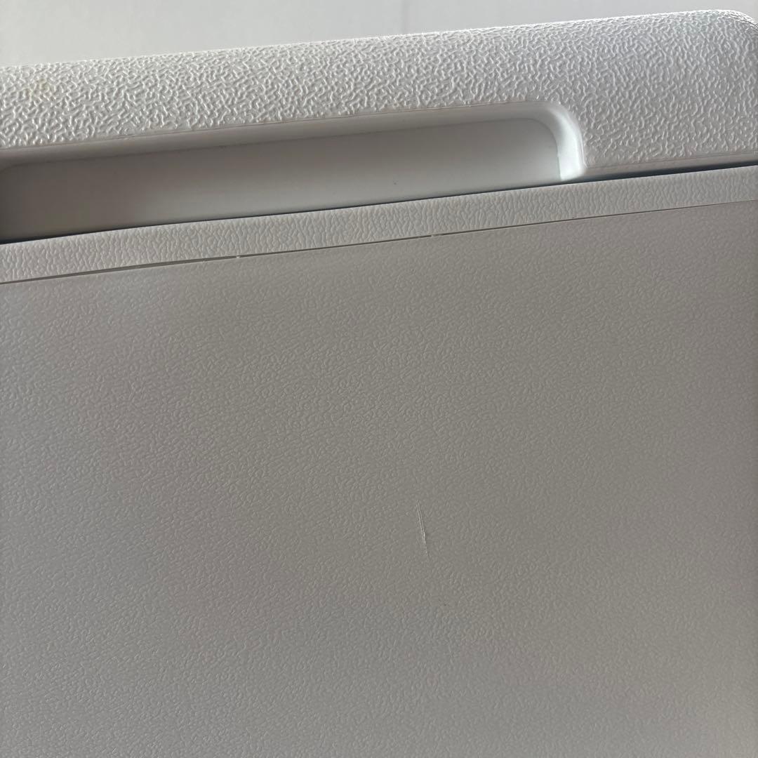 ベルソス 車載用 冷蔵冷凍庫9L 【VS-CB009】AC/DC対応 ホワイト