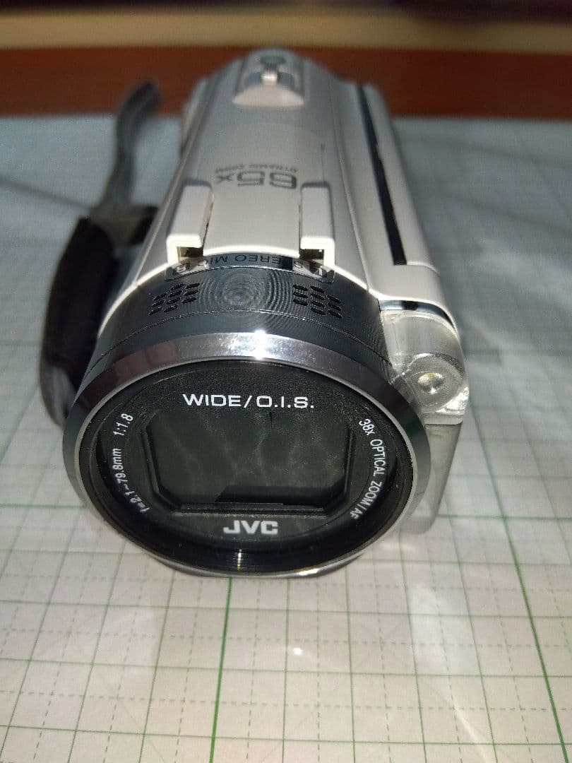 JVC Everio ビデオカメラ GZ-E765-w