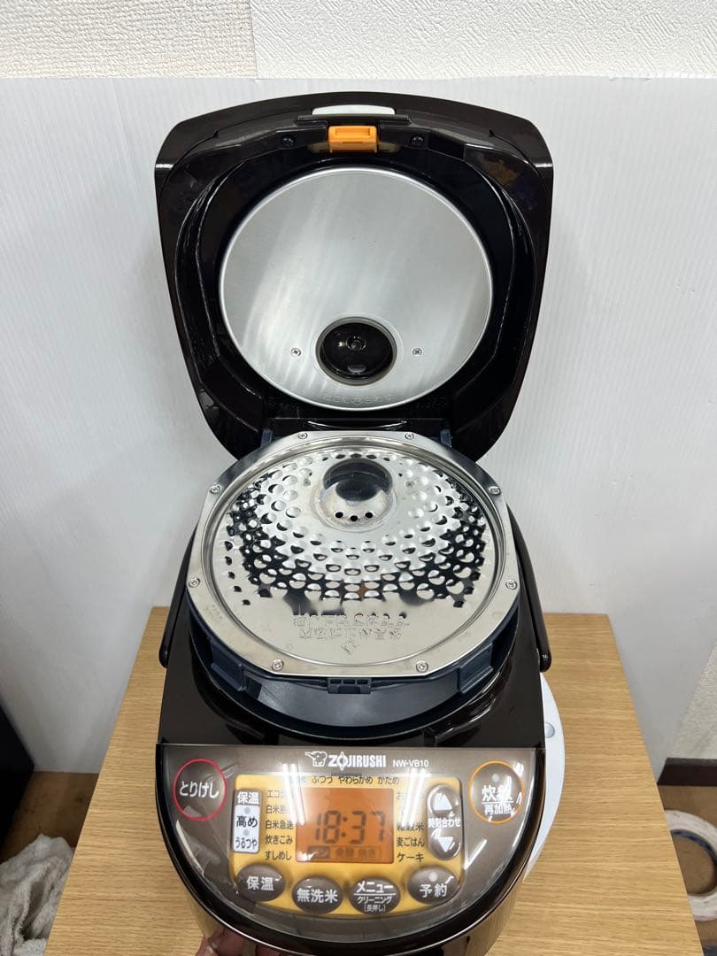 ZOJIRUSHI NW-VB10 IH炊飯器1.0L /5.5合2021 年製