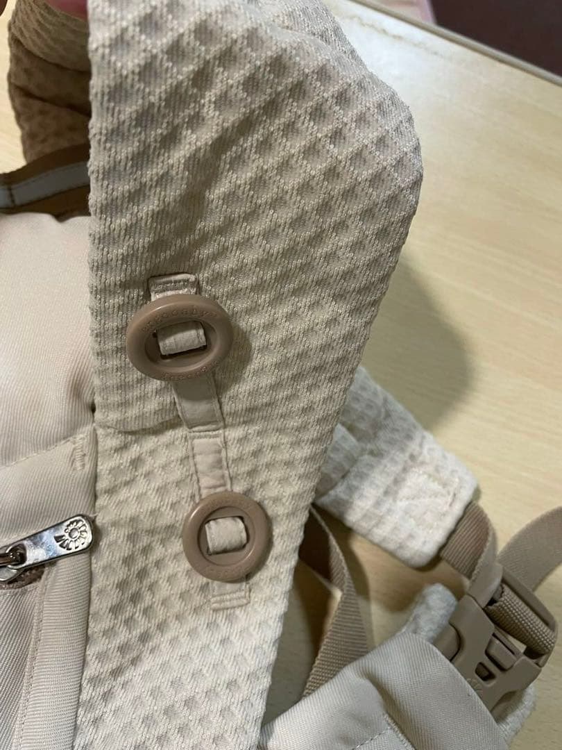 エルゴベビー　オムニブリーズ　抱っこひも ベージュ　抱っこ紐