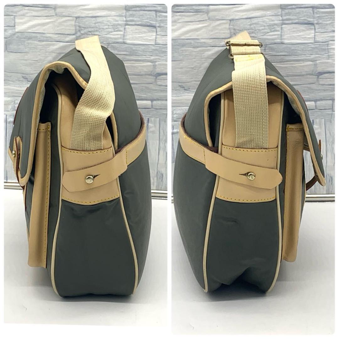 極美品　ハンティングワールド メッセンジャー　ショルダーバッグ　A4サイズ