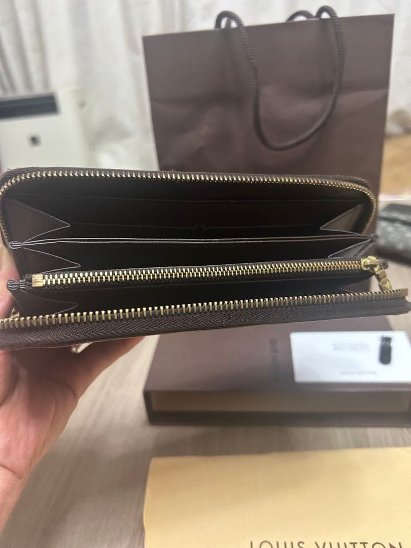 ルイヴィトンLOUIS VUITTONダミエ　ジッピーウォレット長財布