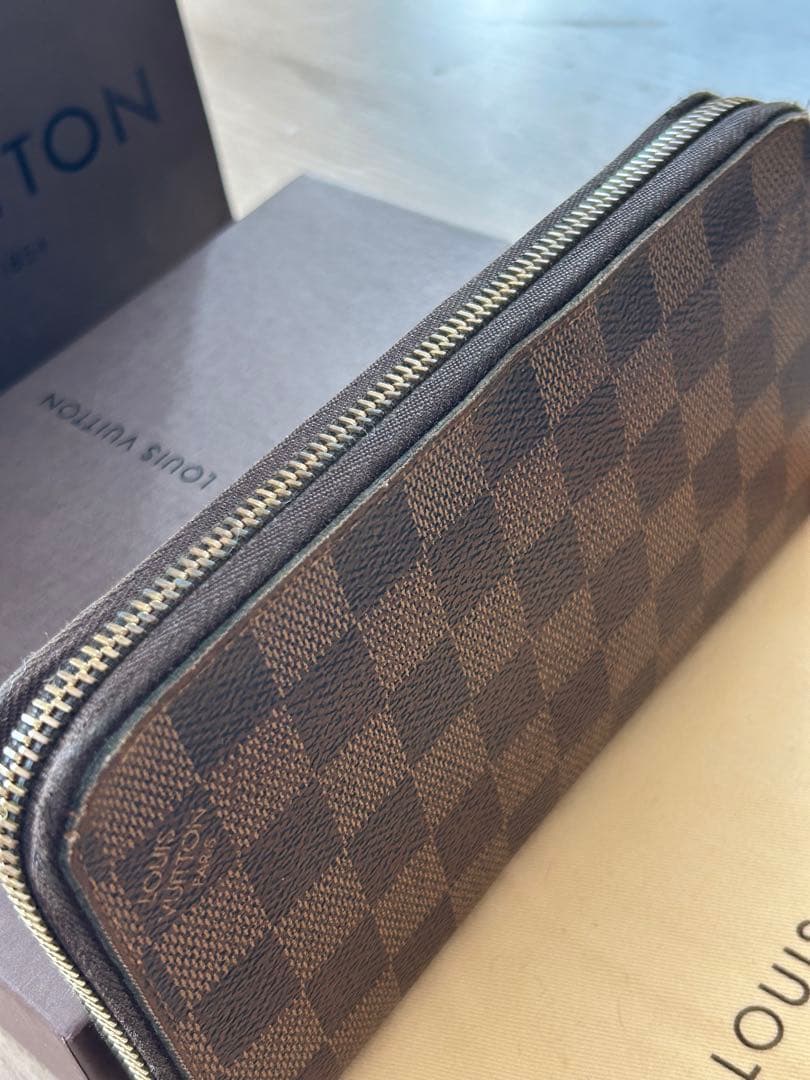 ルイヴィトンLOUIS VUITTONダミエ　ジッピーウォレット長財布