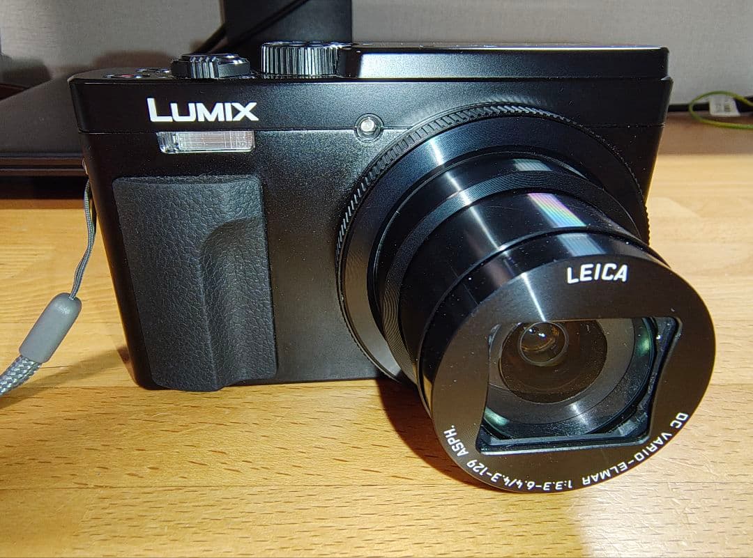 Panasonic LUMIX DC-TZ95D コンパクトデジタルカメラ