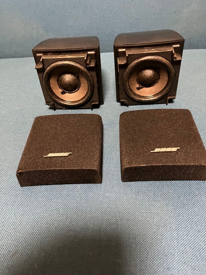 Bose キューブスピーカー　汎用ブラケット付き