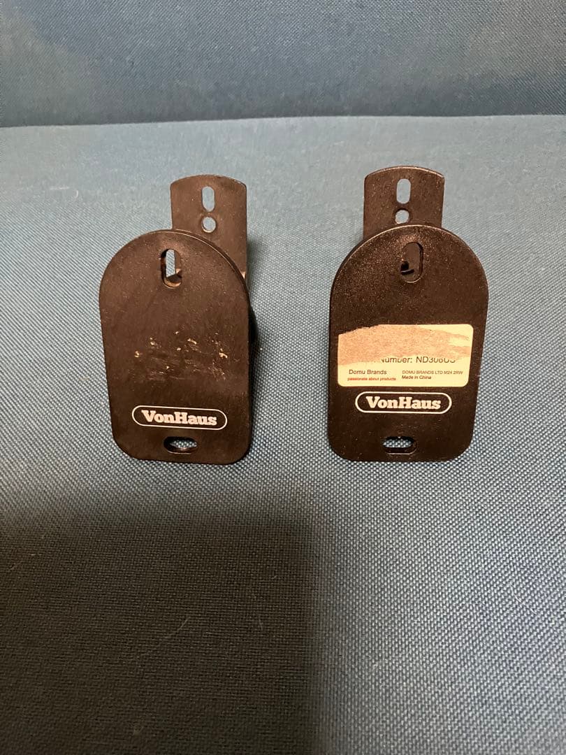 Bose キューブスピーカー　汎用ブラケット付き