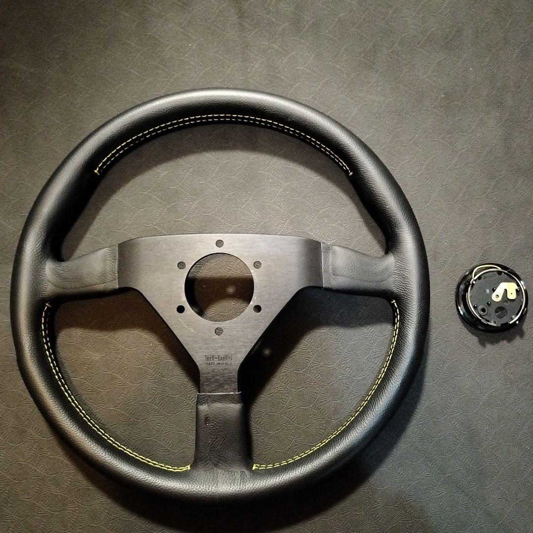 MOMO(モモ) ステアリング ヴェローチェレーシング 35パイ BK V-1