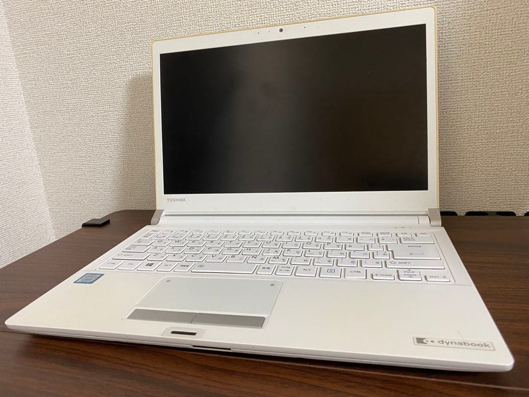 dynabook ノートパソコン ホワイト