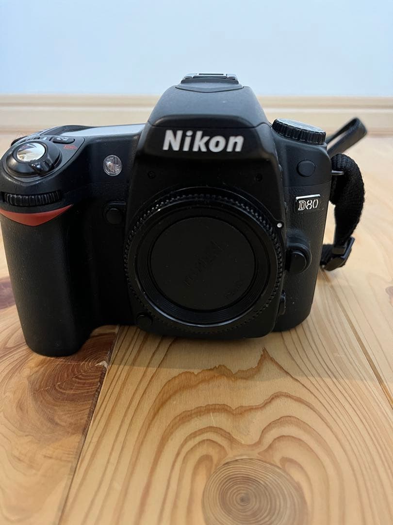 Nikon D80 デジタル一眼レフカメラ 18-55mmレンズ付き