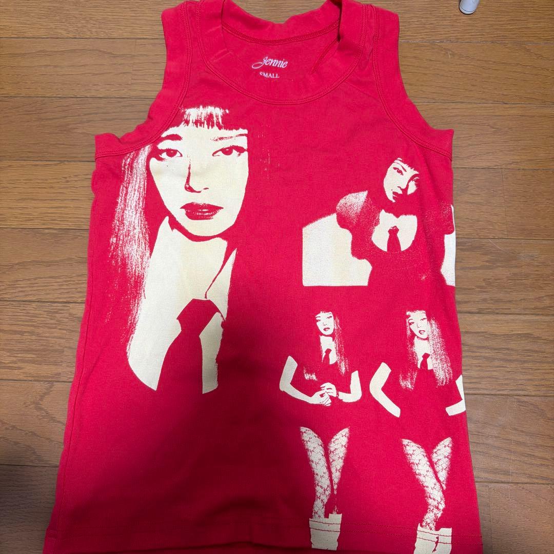 BLACKPINK Jennie Ruby Photo タンクトップ
