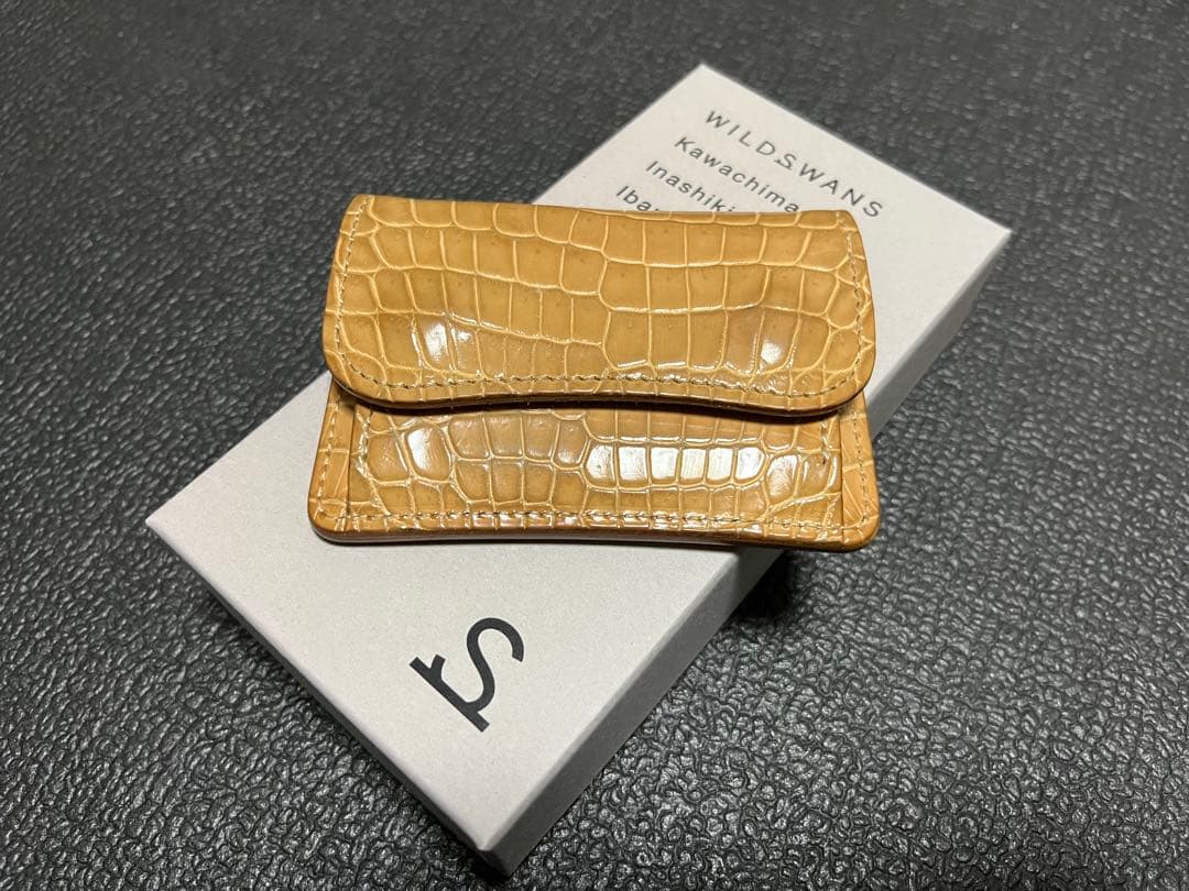 ワイルドスワンズ　タング　ヌメクロコダイル希少