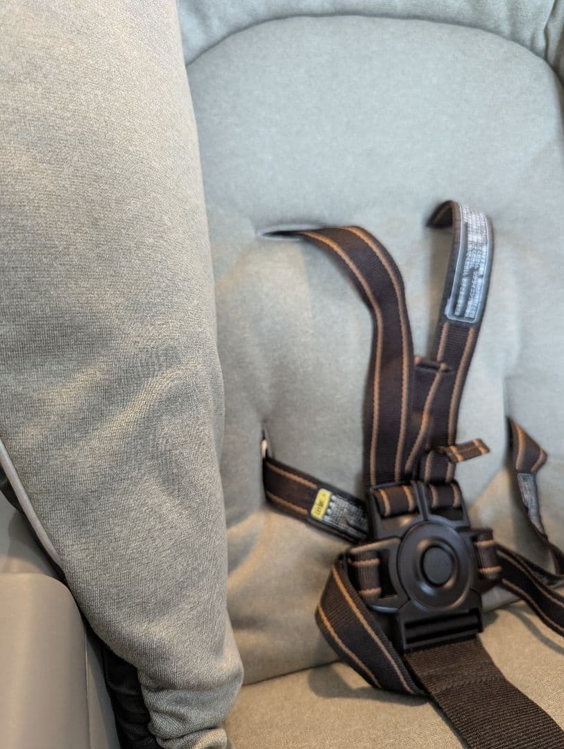 Combi ネムリラAT BEDi オートスイング ハイローチェア