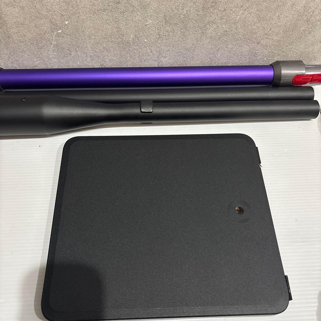 Dyson Cyclone V10 掃除機 本体＋付属品多数 動作確認済