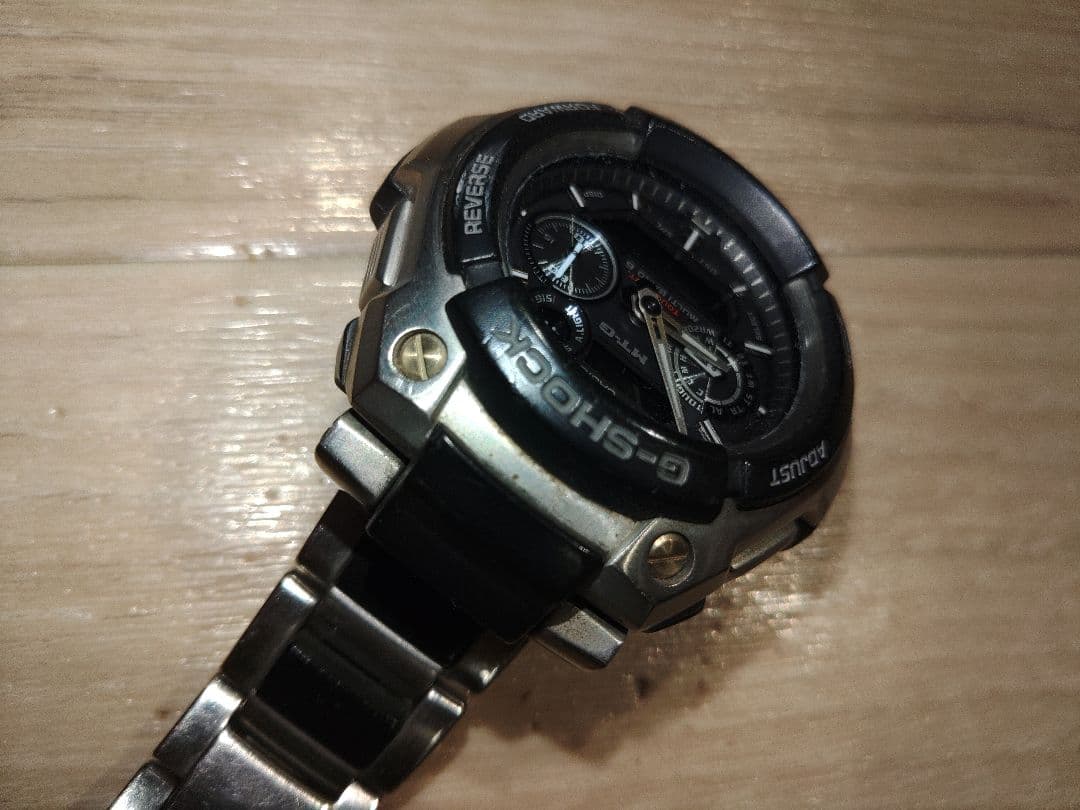 CASIO G-SHOCK MT-G MTG-1500 電波ソーラー　反転液晶