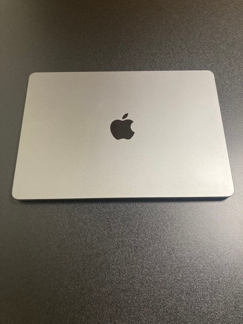 【美品】M2チップMacBook Air -スペースグレイ【期間限定の値下げ中】
