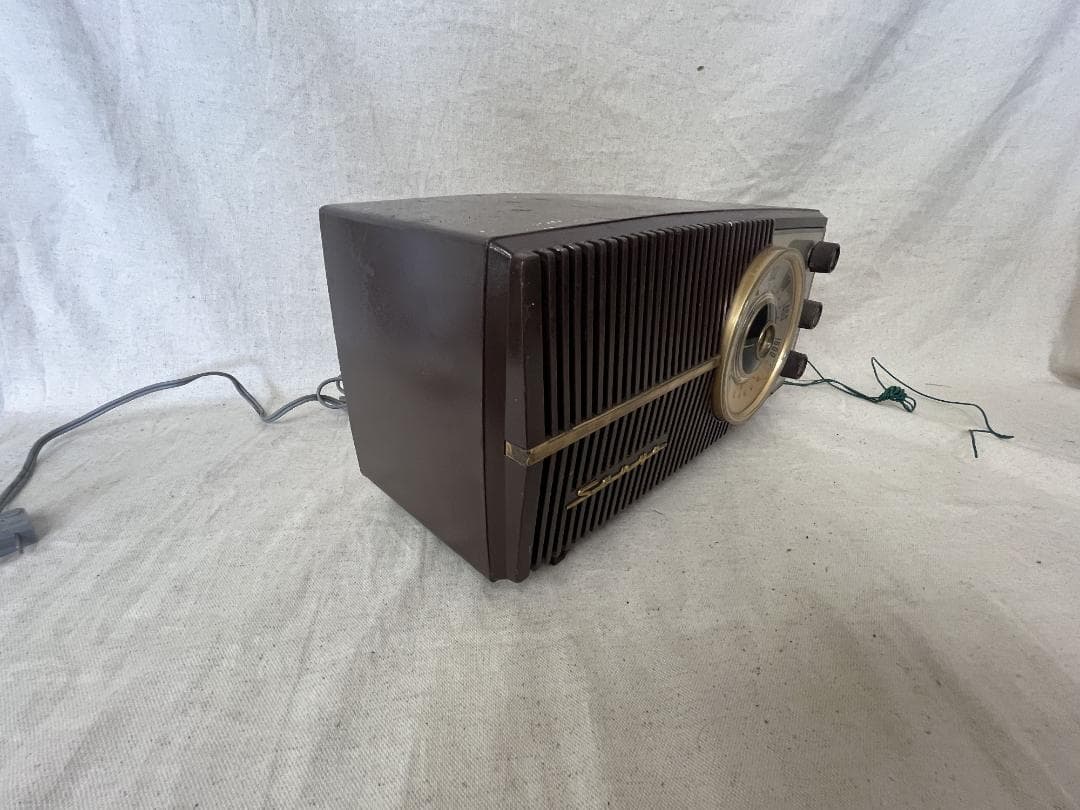 美品！【SANYO】 サンヨー真空管ラジオ SS-70 動作問題ありません