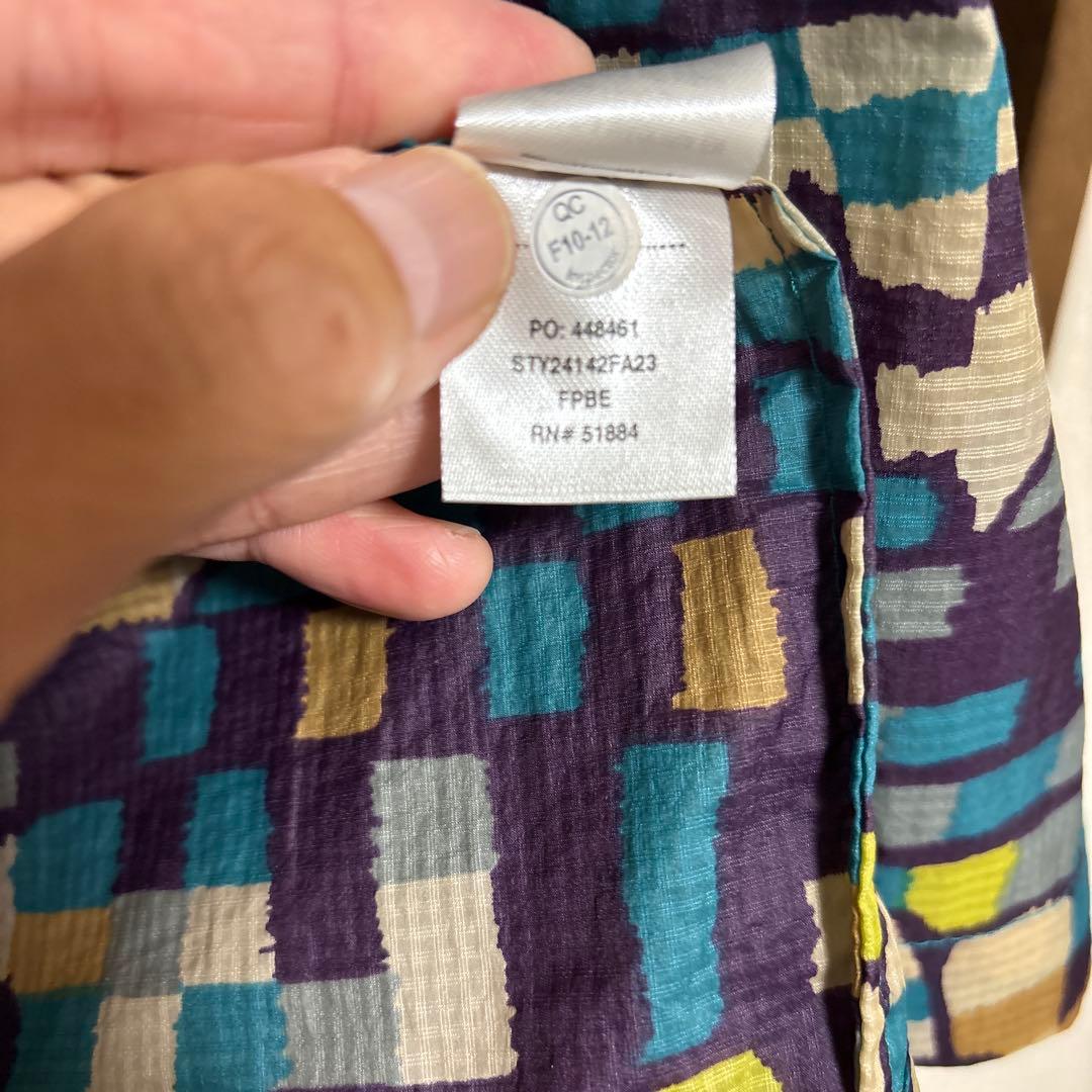 patagonia フーディニ　マルチカラー