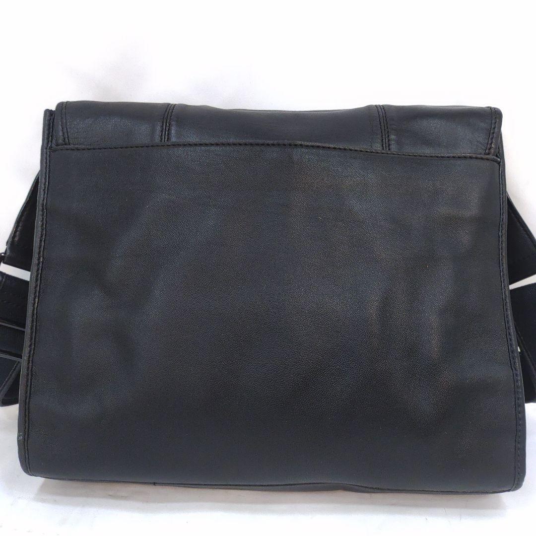 【美品】ジバンシー メッセンジャーバッグ レザー 黒 4Gロゴ