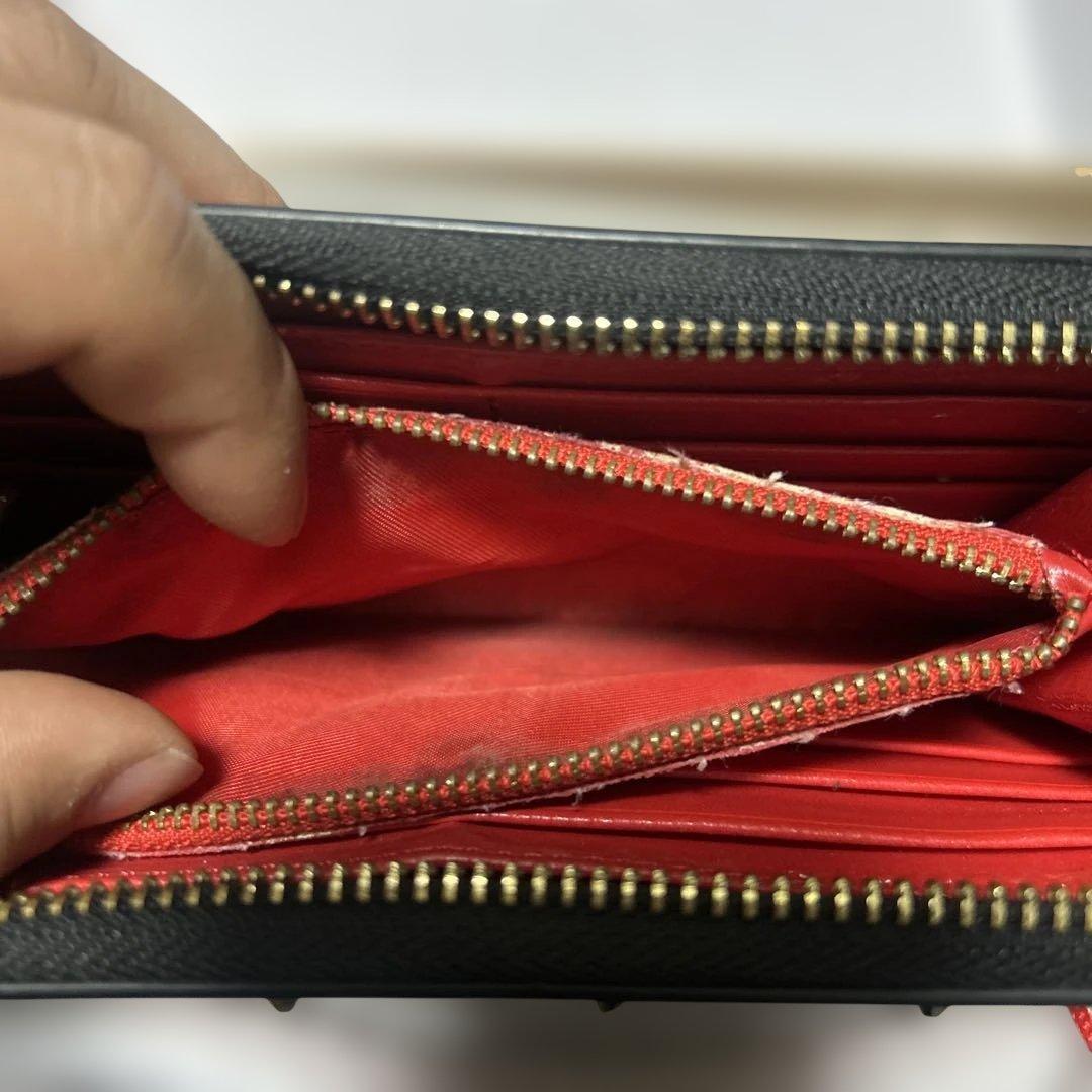 Christian Louboutin ブラック長財布