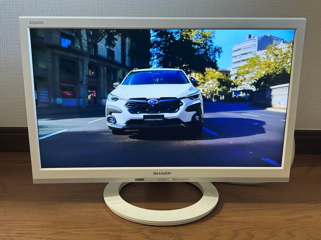 SHARP AQUOS LC-19K40 19V型 液晶テレビ　白　ホワイト
