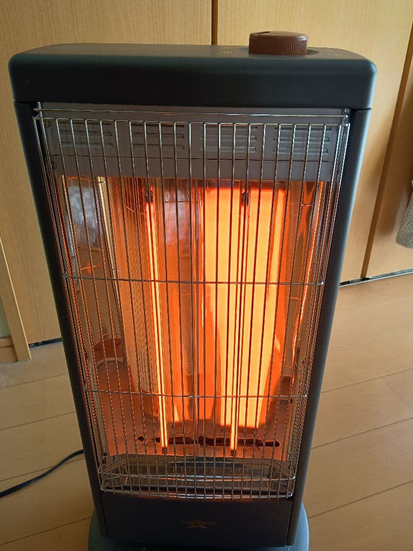 Aladdinアラジン ヒーター AEH-G100C 2023年製