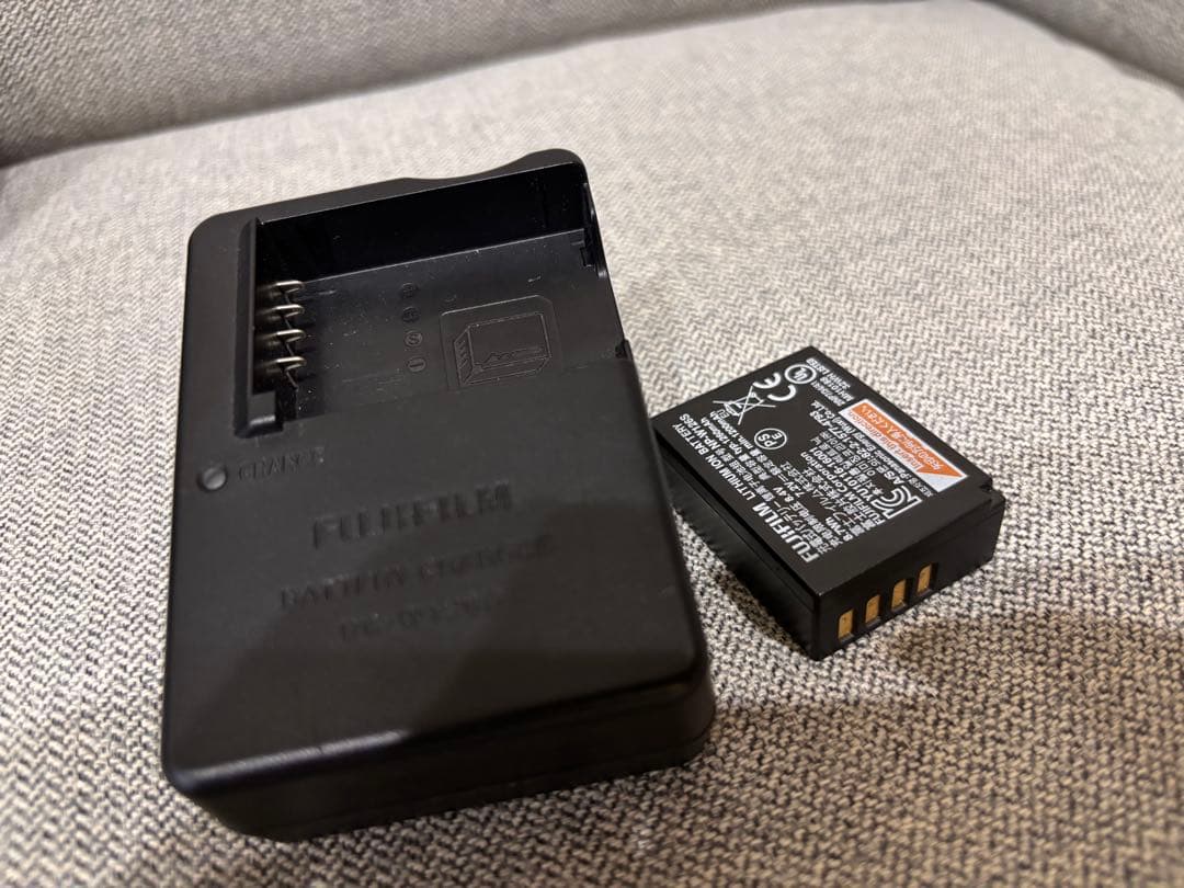 フジフィルム X-H1 ボディ　おまけ付き