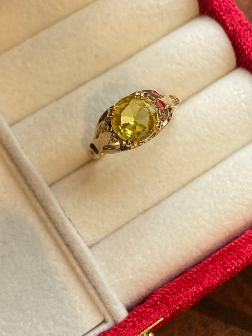 ひろ　昭和ジュエリー　18金　合成ベリルリング　イエロー　9号