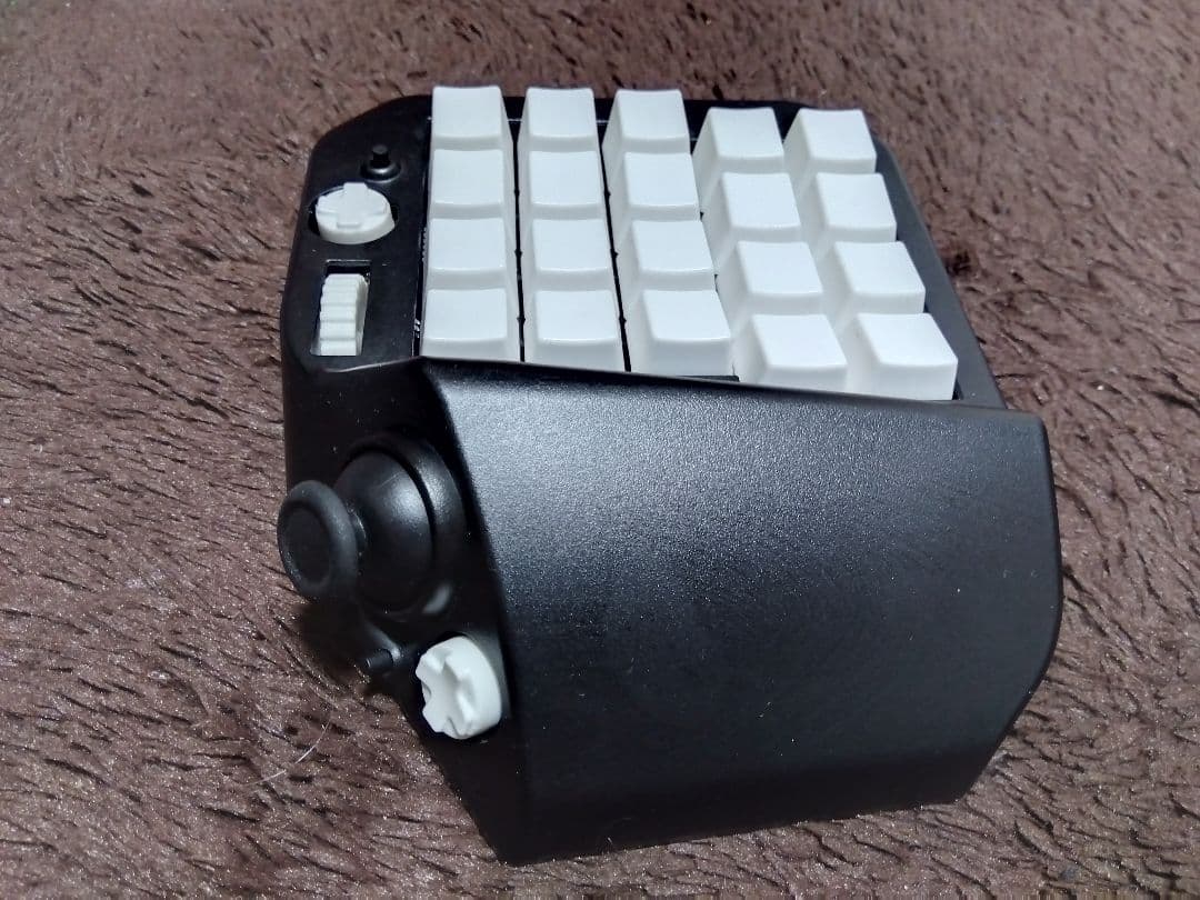 ​【左利き用】MH-DEVICE MH-Delta 片手ゲーミングキーパッド