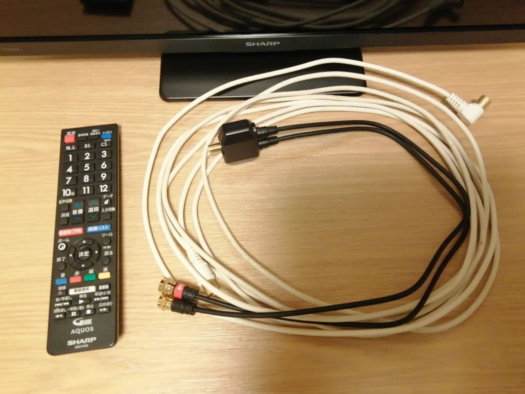 SHARP 24インチ液晶テレビ 2T-C24DE