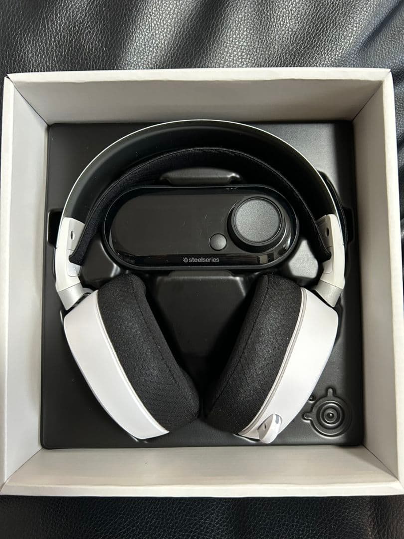 ヘッドホン steelseries Arctis Pro + GameDAC