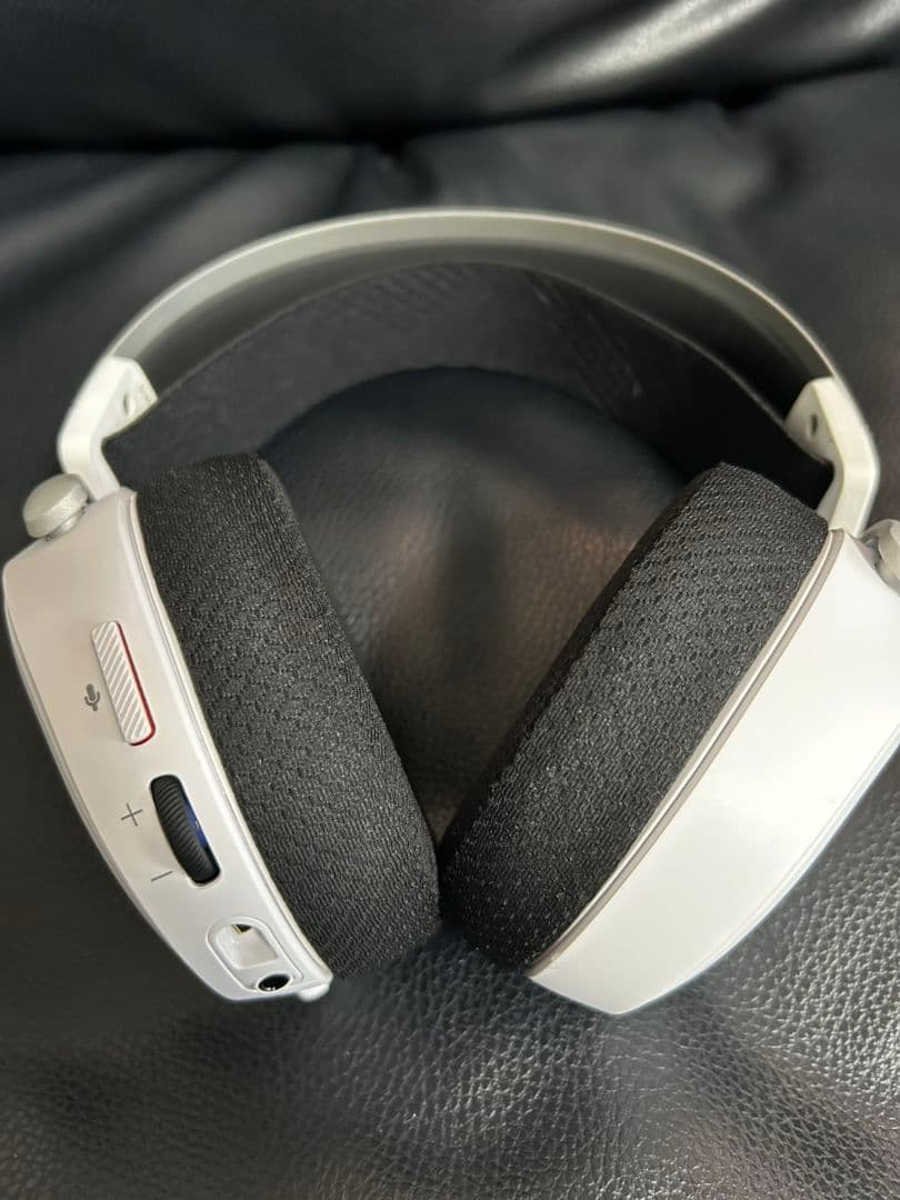 ヘッドホン steelseries Arctis Pro + GameDAC