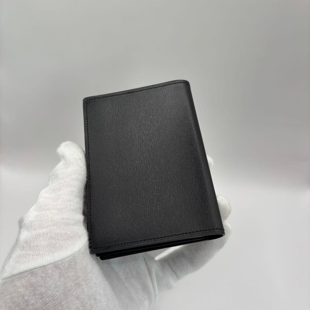 BURBERRY 名刺入れ　カードケース　ブラック　プレート　シルバー　レザー